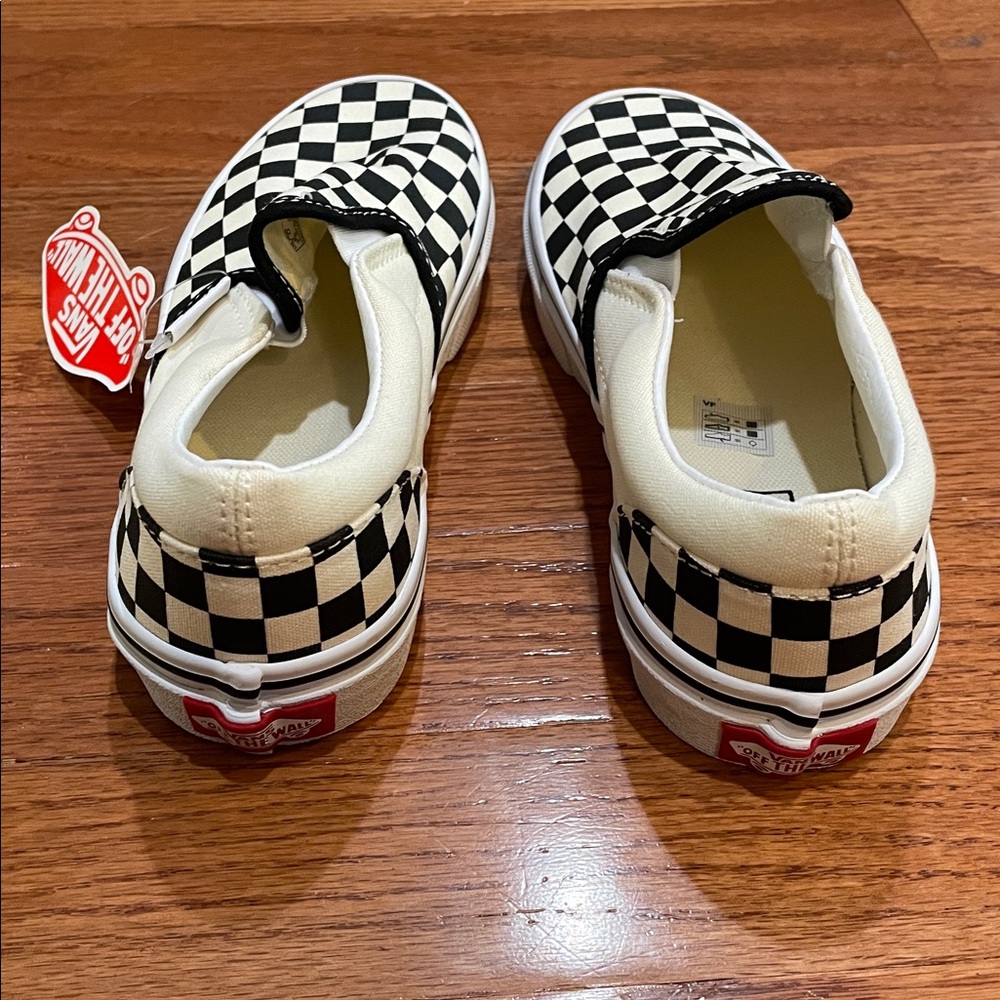 Vans Black and Cream Checkerboard Slip-Ons NWT size 2 - Picture 3 of 6